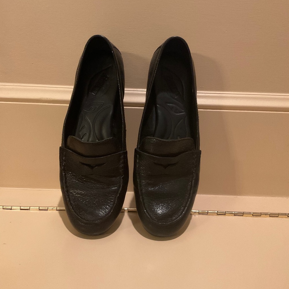 Black leather born loafers